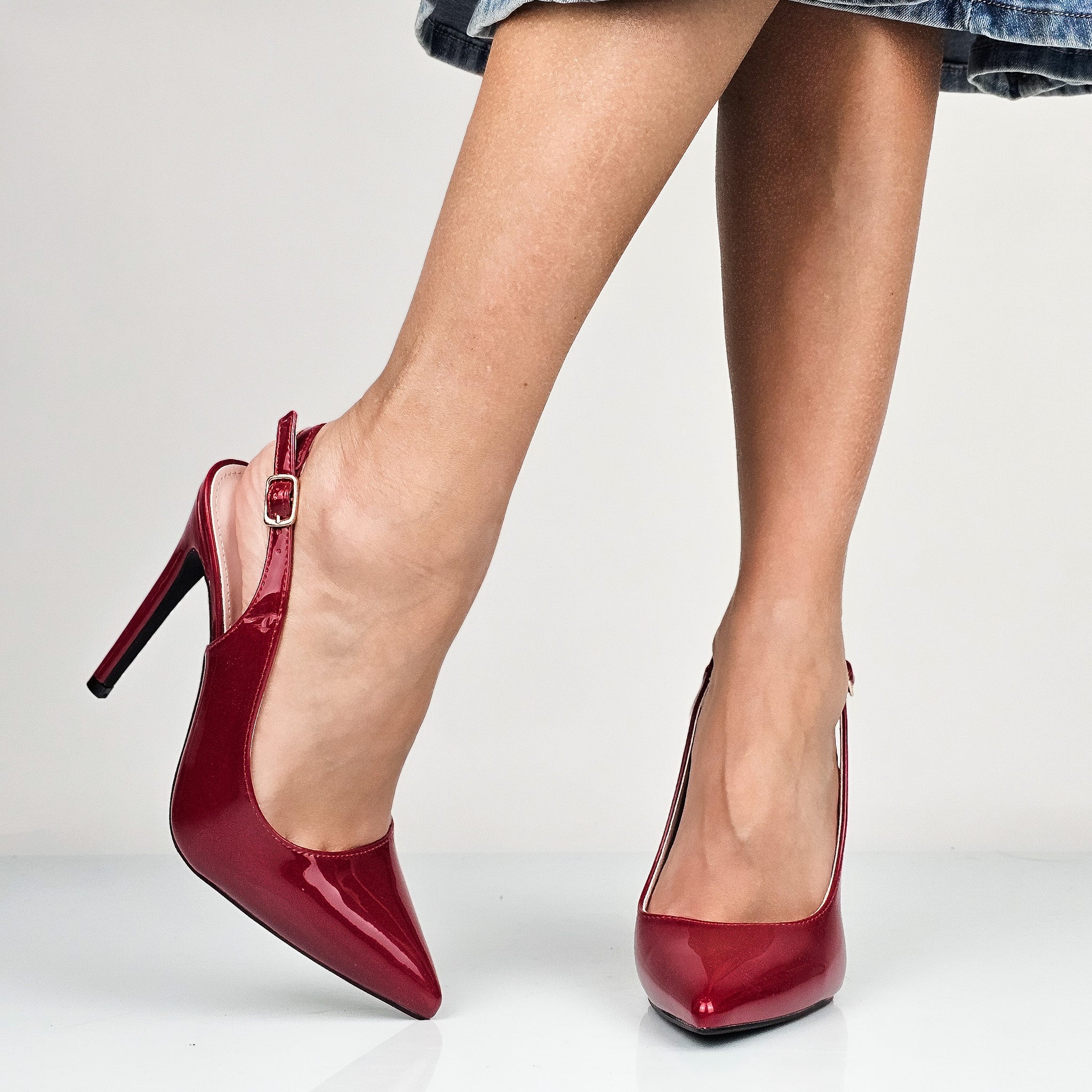 Naomi - Decollette Slingback