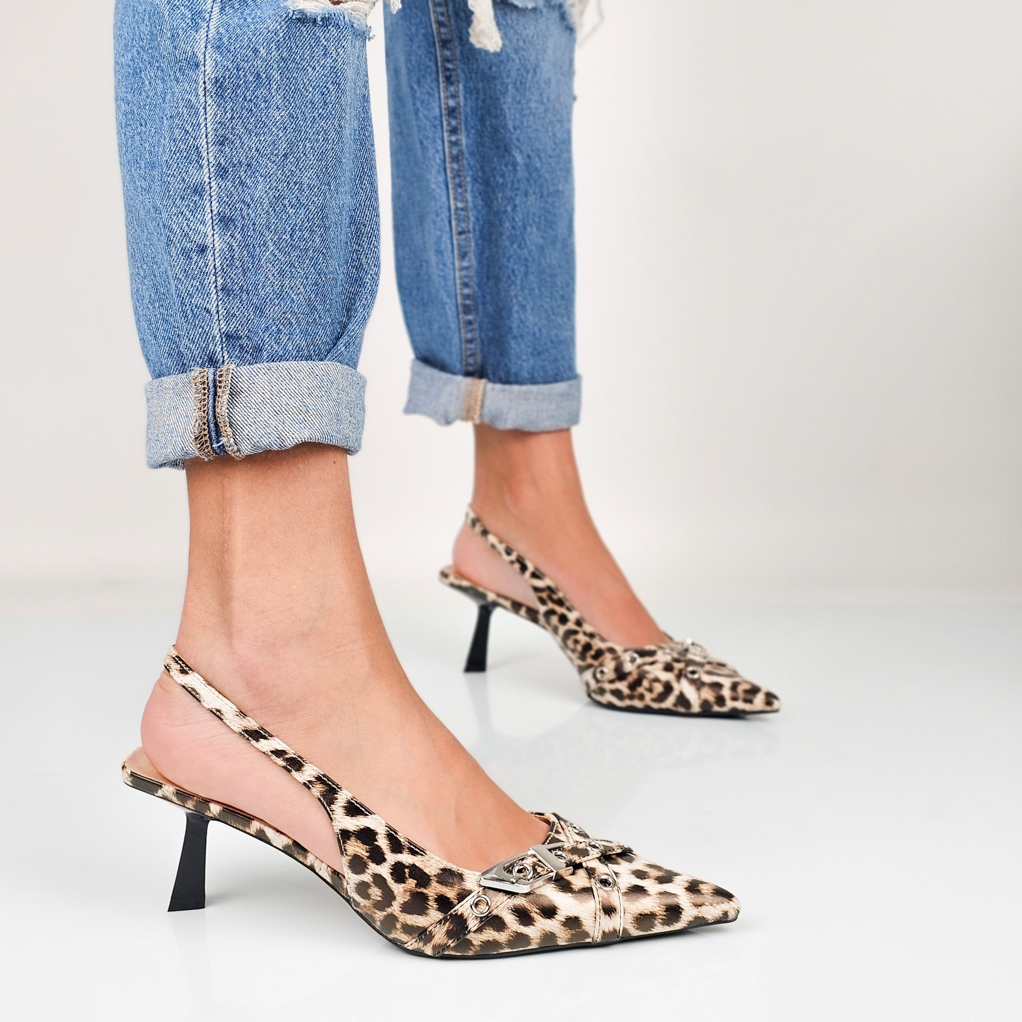 Mercy - Decollette Slingback