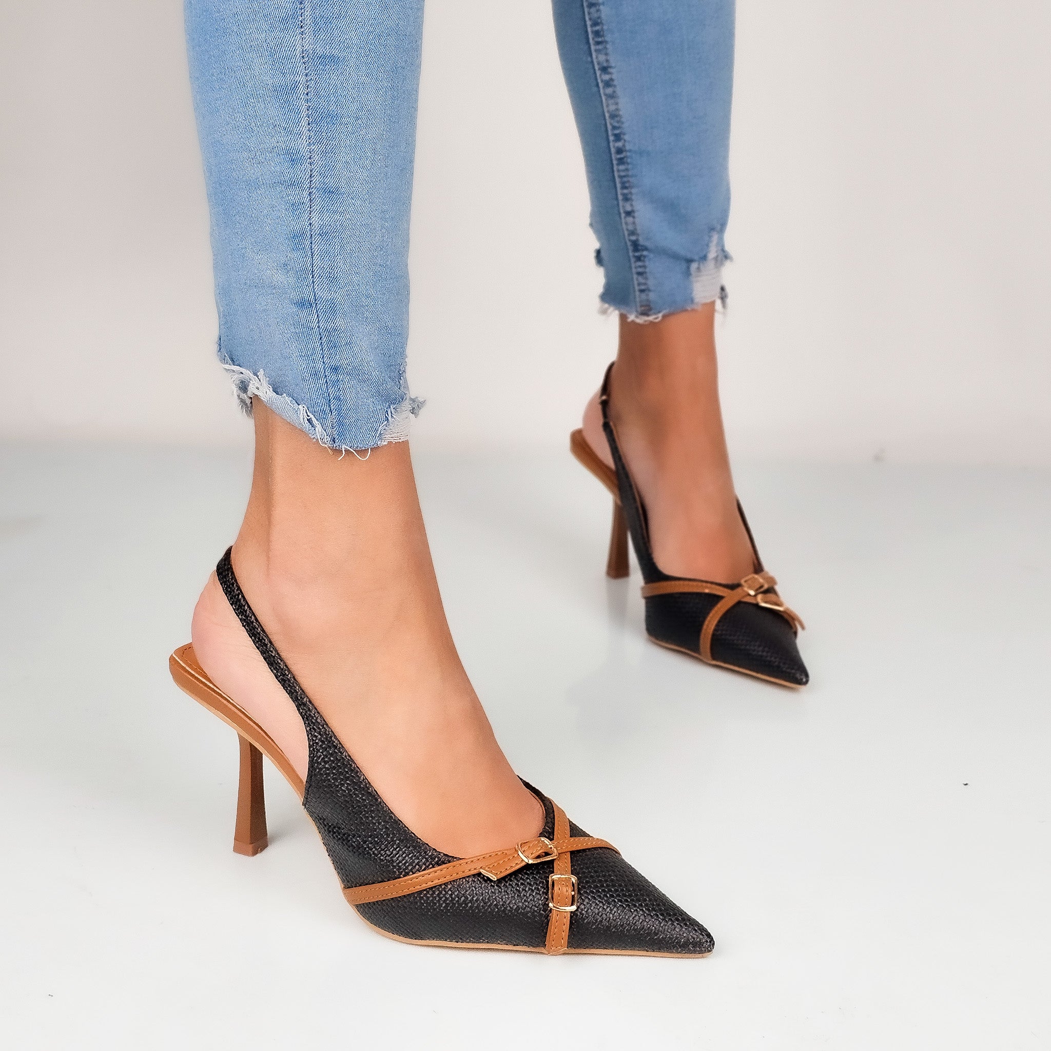 Daniela - Decollette Slingback