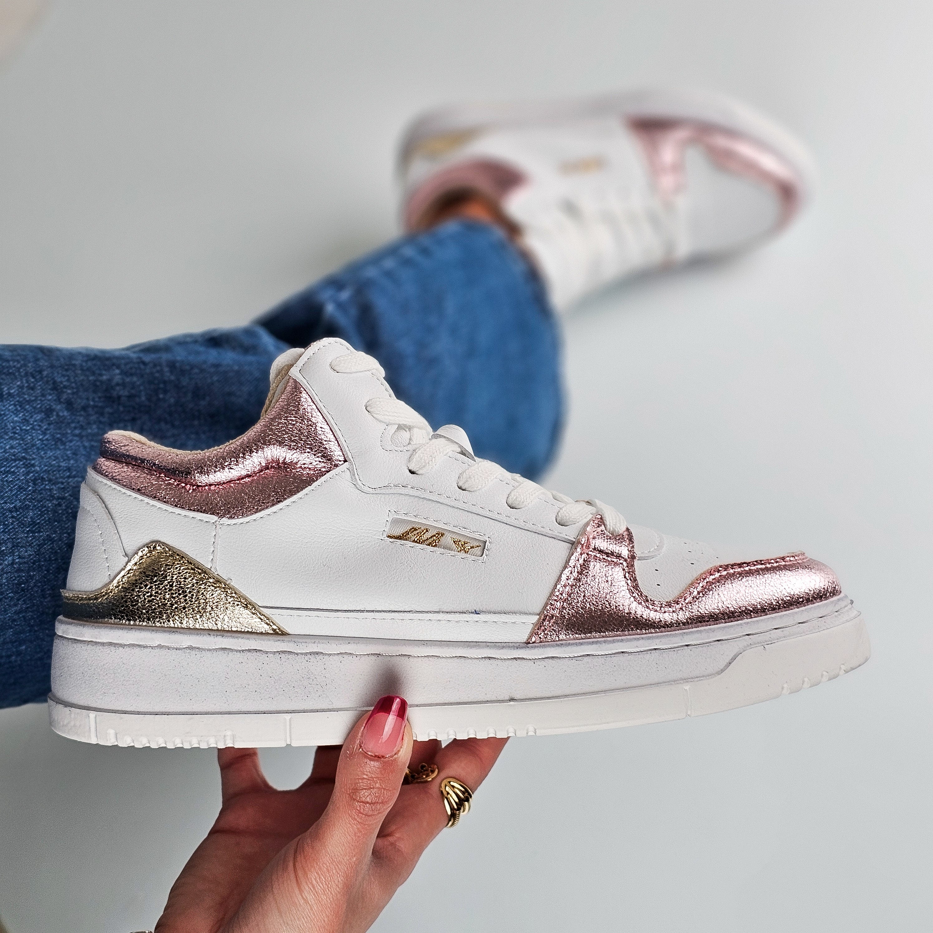 Sara - Sneakers Donna