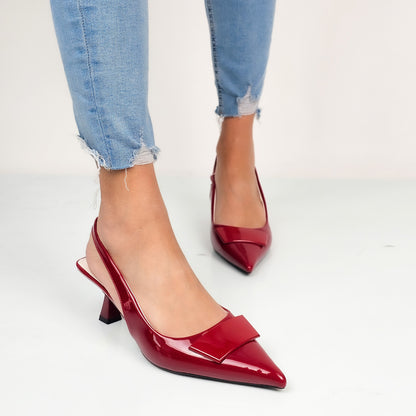Lyn - Decollette Slingback Vernice