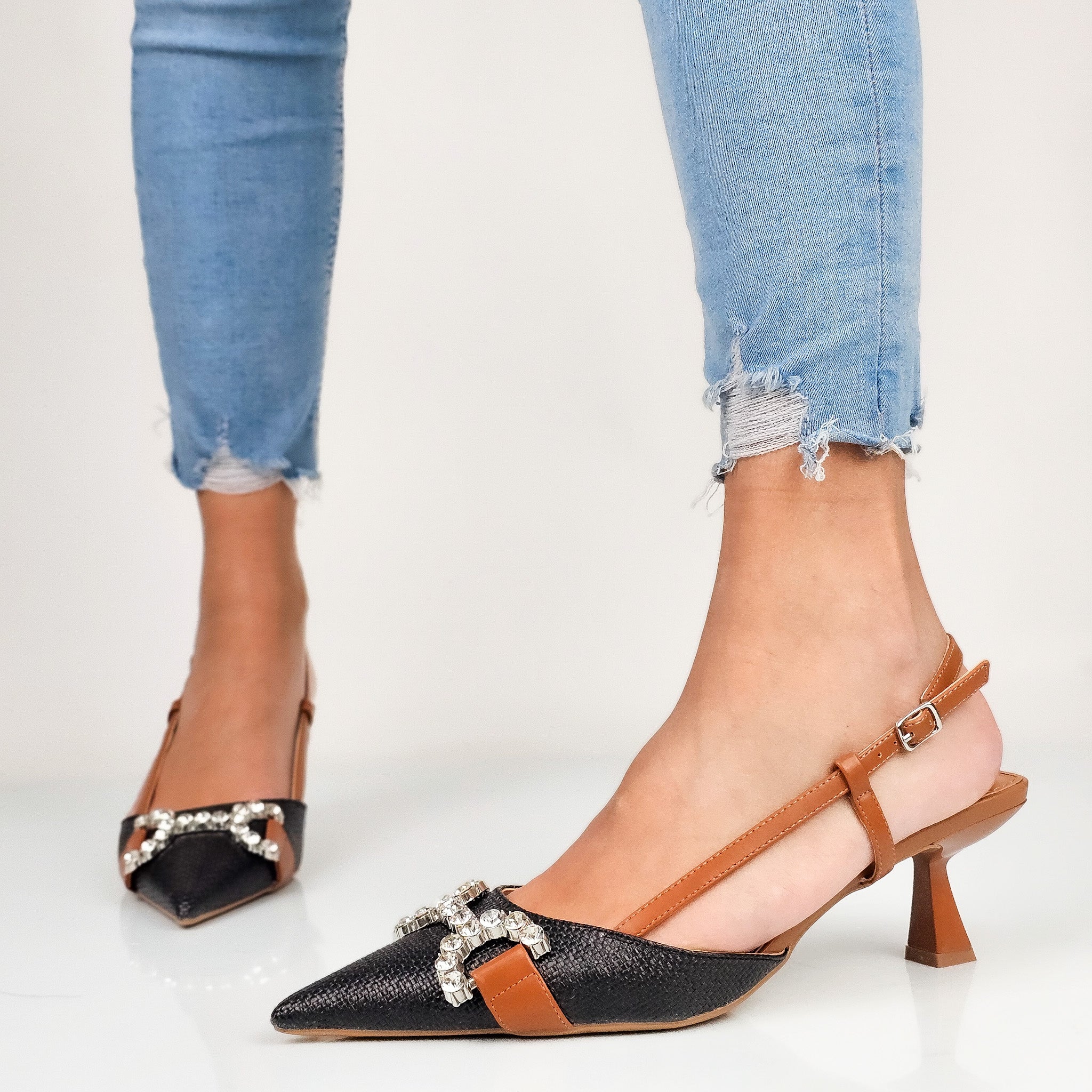 Svetlana - Decollette Slingback