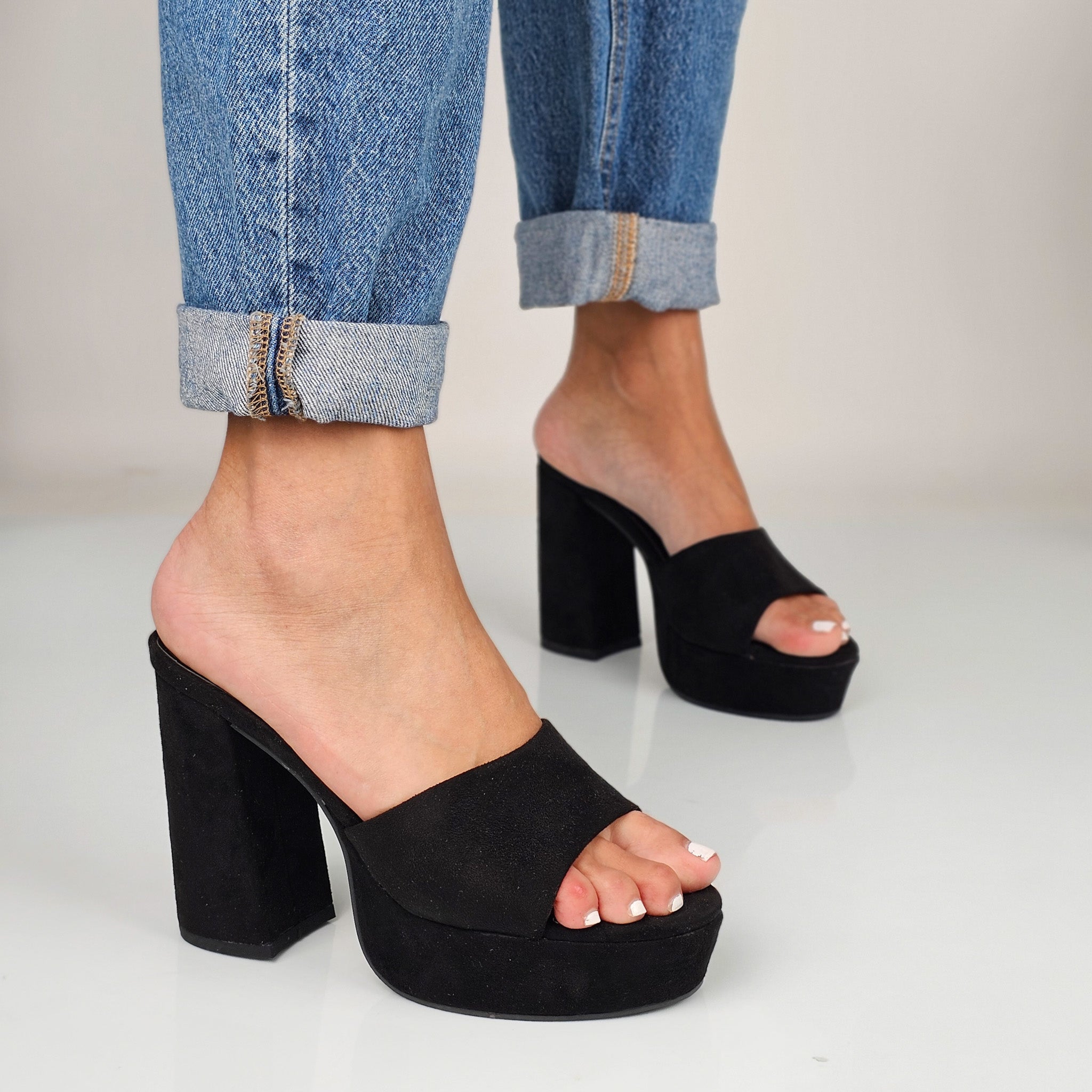 Esther - Ciabattoni Con Plateau E Tacco Largo