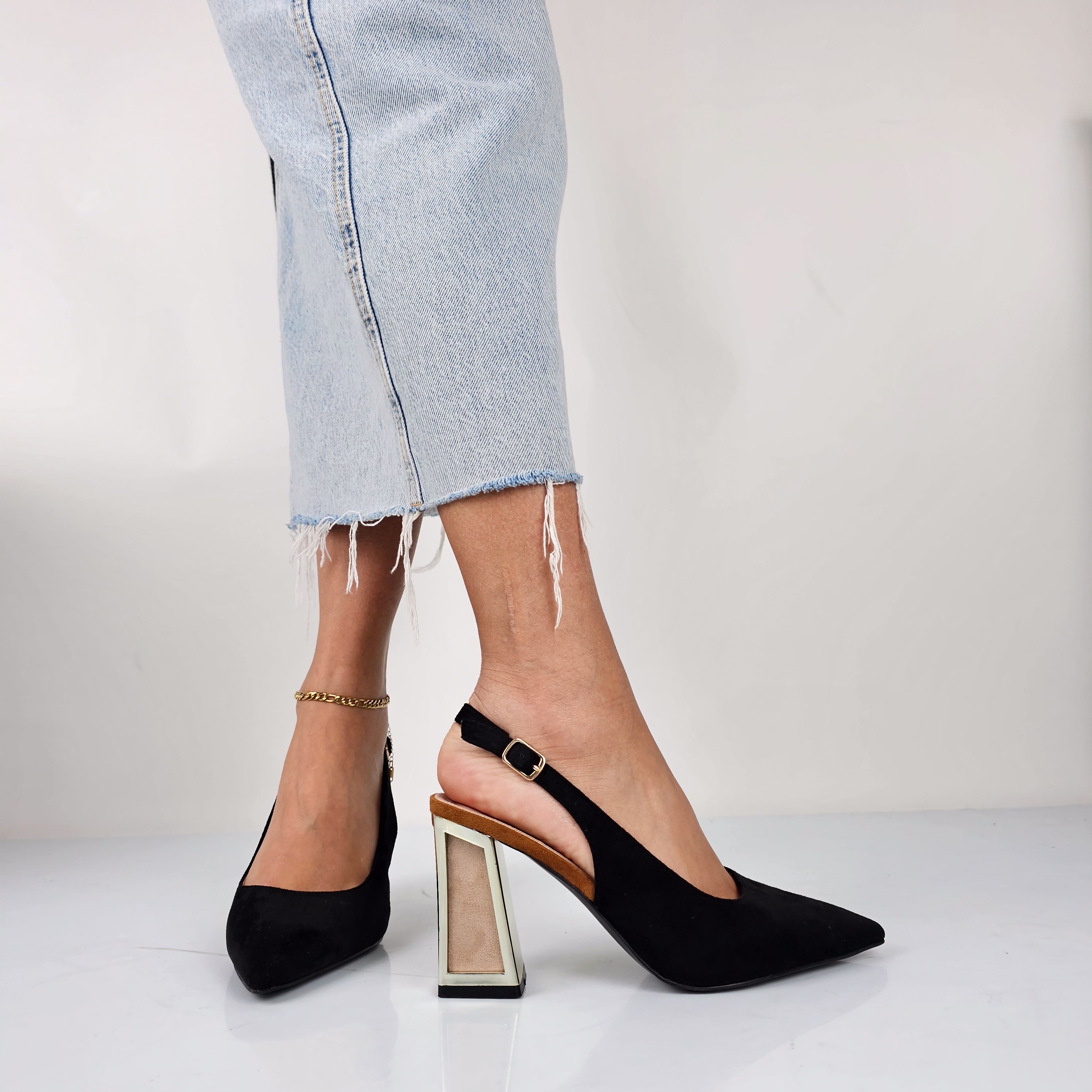 Hazel - Decollette Slingback