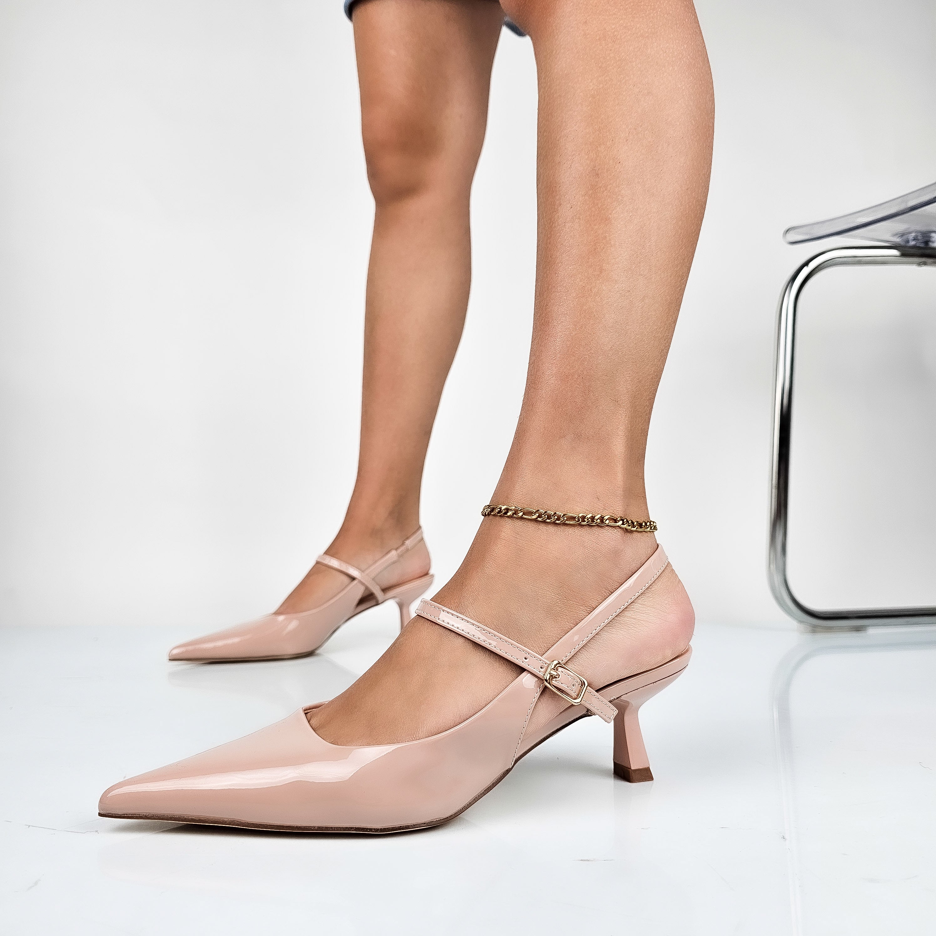 Sandrine - Decollette Sling Back